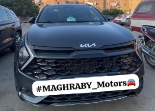 Kia Sportage 2024 Gray Automatic Used for Sale in Obour City