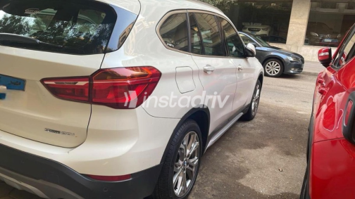 بي ام دبليو X1 2019 أبيض أوتوماتيك مستعملة للبيع في مصر الجديدة - 3
