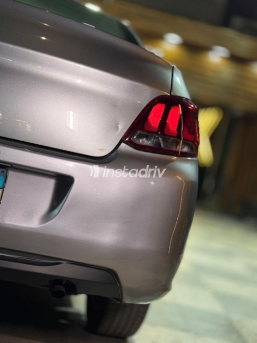 Peugeot 301 2021 Gray Automatic Used for Sale in Cairo - 3