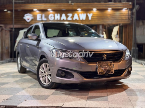 Peugeot 301 2021 Gray Automatic Used for Sale in Cairo - 7