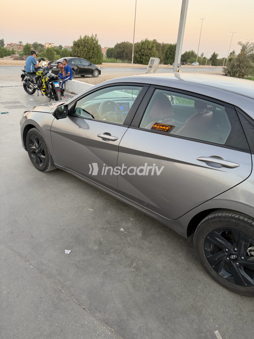 هيونداي إلنترا سى ان 7 2023 رمادي أوتوماتيك مستعملة للبيع في القاهرة الكبرى ( القاهرة - الجيزة) - 7