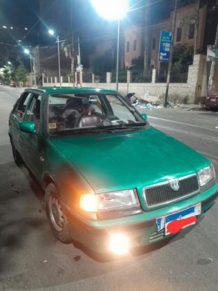 سكودا فيليشيا 1998 أخضر يدوي مستعملة للبيع في الإسكندرية