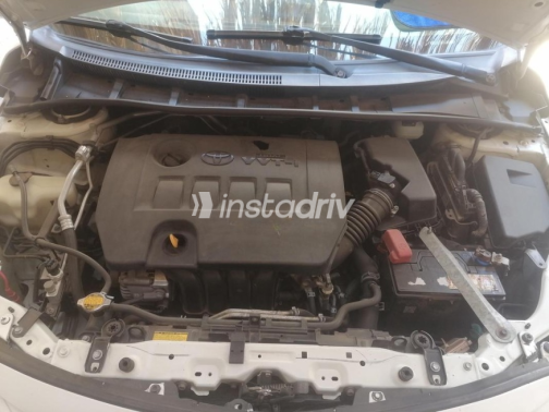 Toyota Corolla 2013 White Automatic Used for Sale in Sohag - 2