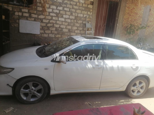 Toyota Corolla 2013 White Automatic Used for Sale in Sohag - 3