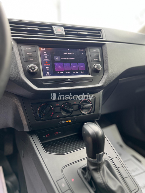 Seat Ibiza 2021 White Automatic Used for Sale in Greater Cairo ( Cairo + Giza) - 2