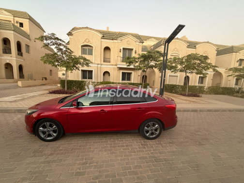 Ford Focus 2018 Red Automatic Used for Sale in Greater Cairo ( Cairo + Giza) - 5