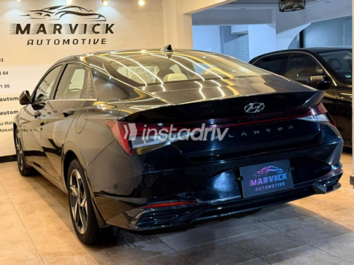 Hyundai Elantra CN7 2022 Black Automatic Used for Sale in Cairo - 4