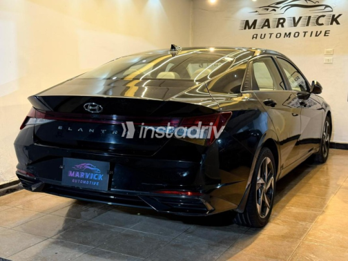 Hyundai Elantra CN7 2022 Black Automatic Used for Sale in Cairo - 5