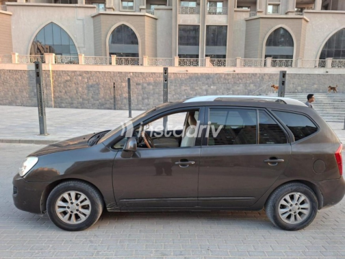 Kia Carens 2013 Brown Automatic Used for Sale in Nasr city - 5