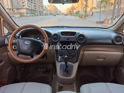Kia Carens 2013 Brown Automatic Used for Sale in Nasr city - 7