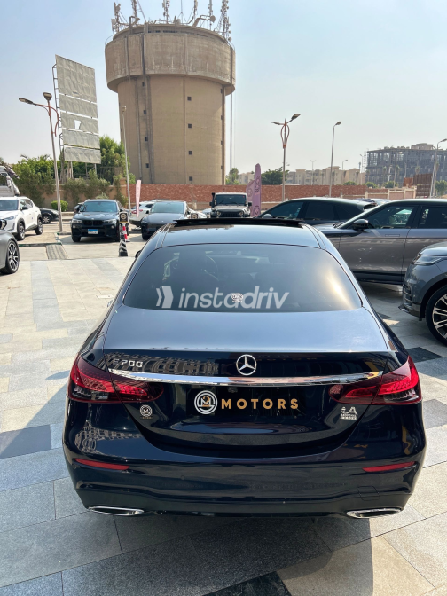 Mercedes E 200 2021 White Automatic Used for Sale in Greater Cairo ( Cairo + Giza) - 5