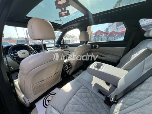 Kia Sorento 2021 Black Automatic Used for Sale in Greater Cairo ( Cairo + Giza) - 6