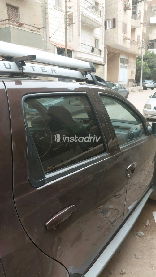 Renault Duster 2018 Brown Automatic Used for Sale in Greater Cairo ( Cairo + Giza) - 8