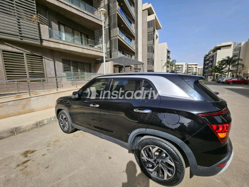 Hyundai Creta 2023 Black Automatic Used for Sale in Greater Cairo ( Cairo + Giza) - 5