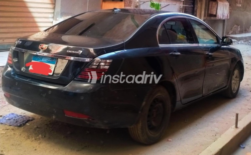 Geely Emgrand 7 2015 Black Manual Used for Sale in El Mahalla - 5