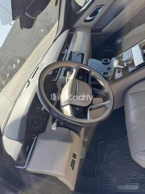 Land Rover Velar 2021 Gray Automatic Used for Sale in Sheikh Zayed City - 10
