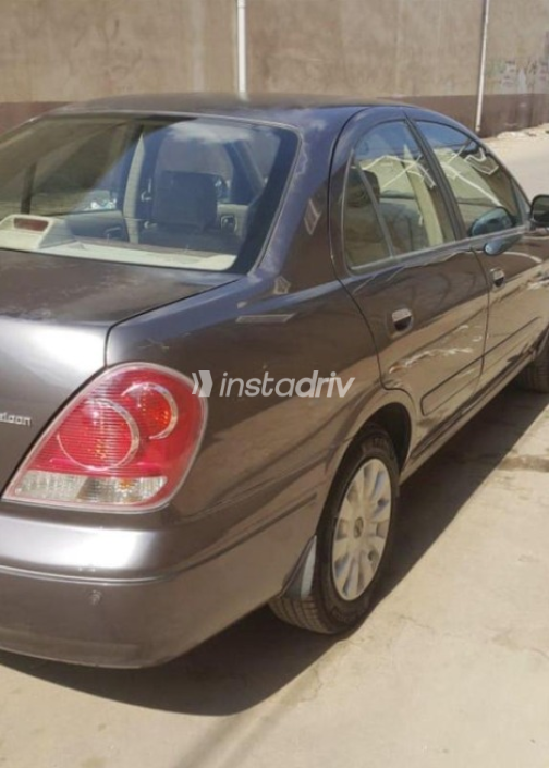 Nissan Sunny 2012 White Automatic Used for Sale in Sheikh Zayed City - 2