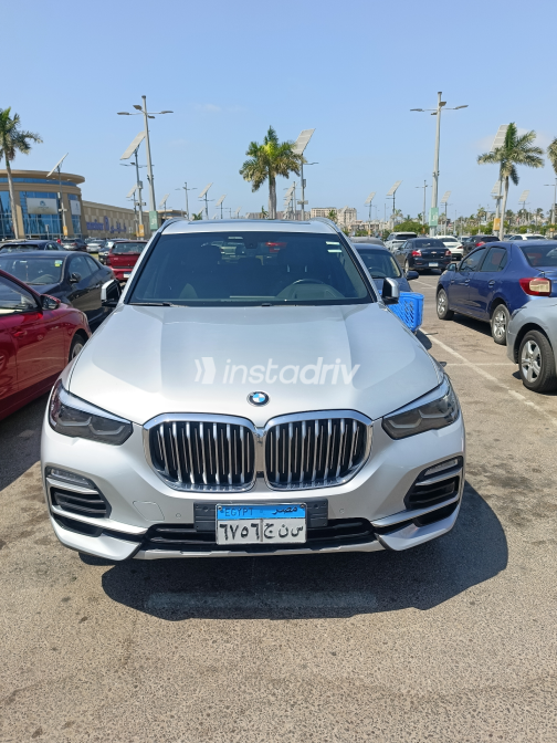 BMW X5 2020 Silver Automatic Used for Sale in Greater Cairo ( Cairo + Giza) - 3