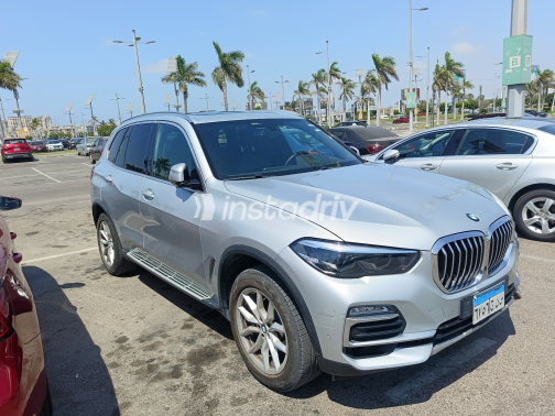 BMW X5 2020 Silver Automatic Used for Sale in Greater Cairo ( Cairo + Giza) - 5