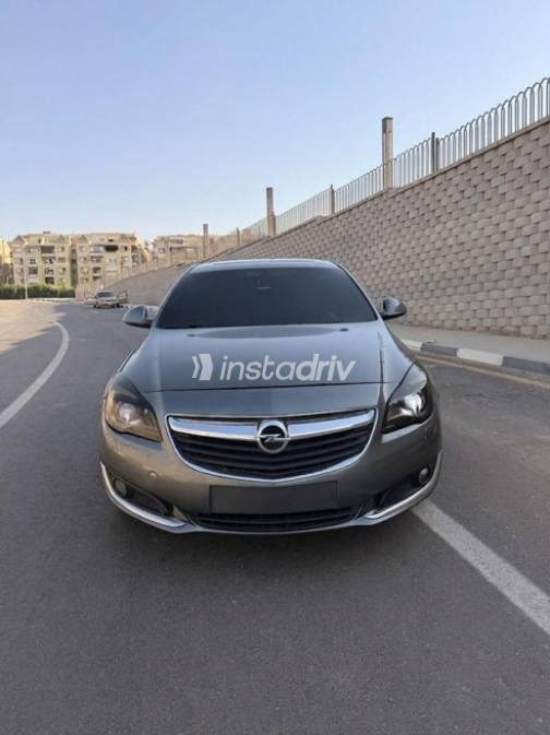 Opel Insignia 2017 Gray Automatic Used for Sale in Cairo - 2