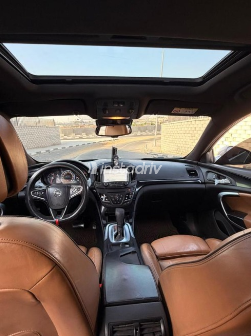 Opel Insignia 2017 Gray Automatic Used for Sale in Cairo - 5