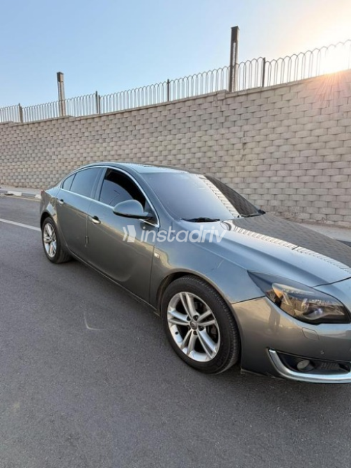 Opel Insignia 2017 Gray Automatic Used for Sale in Cairo - 8