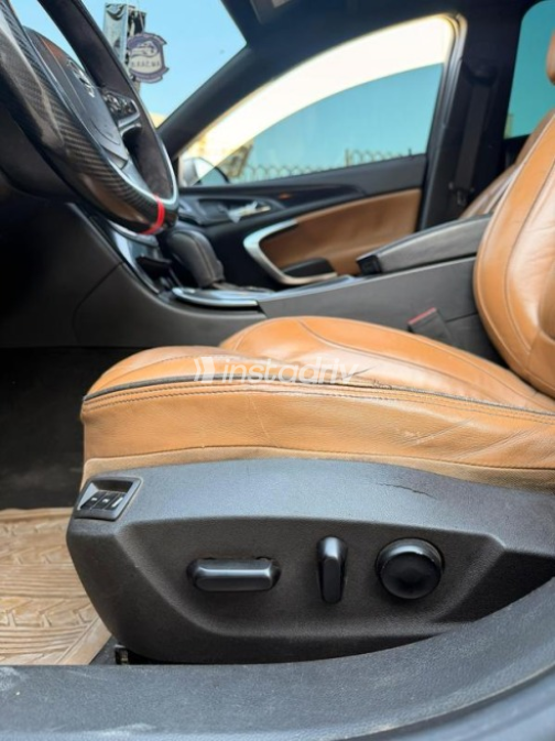 Opel Insignia 2017 Gray Automatic Used for Sale in Cairo - 10