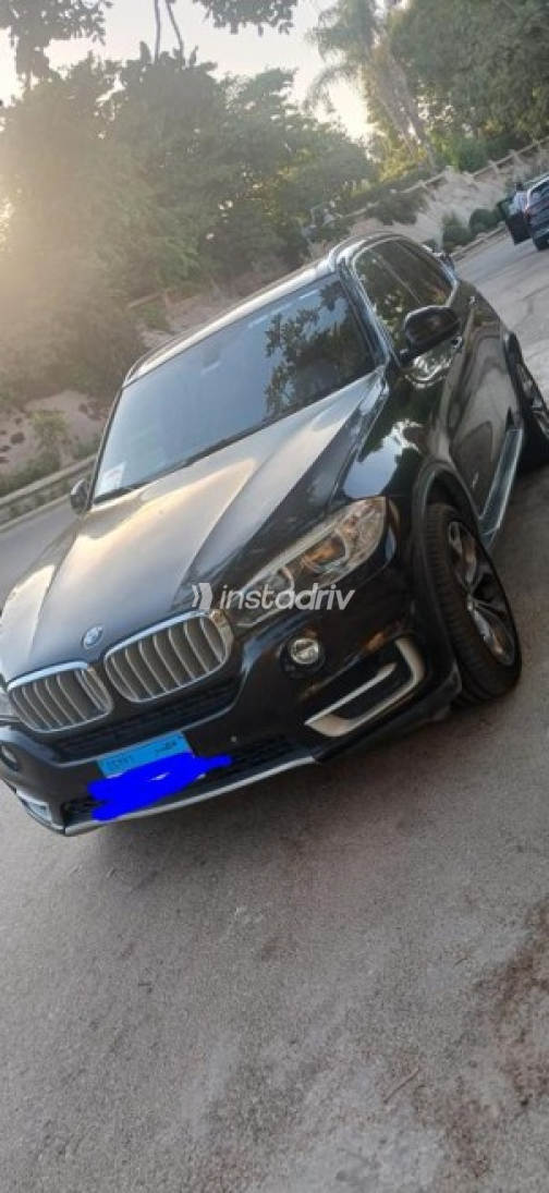 BMW X5 2017 Black Automatic Used for Sale in Sheikh Zayed City - 2
