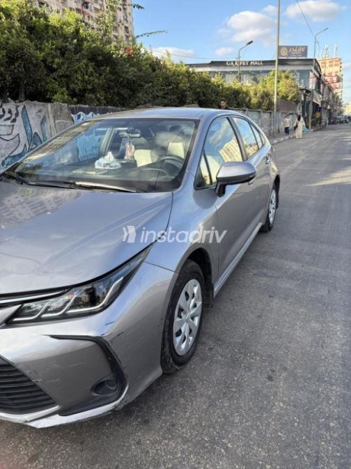Toyota Corolla 2022 Silver Automatic Used for Sale in Alexandria - 4