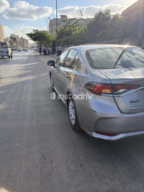 Toyota Corolla 2022 Silver Automatic Used for Sale in Alexandria - 5