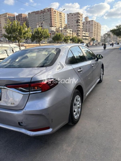 Toyota Corolla 2022 Silver Automatic Used for Sale in Alexandria - 6