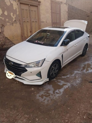 Hyundai Elantra AD 2019 White Automatic Used for Sale in Qena