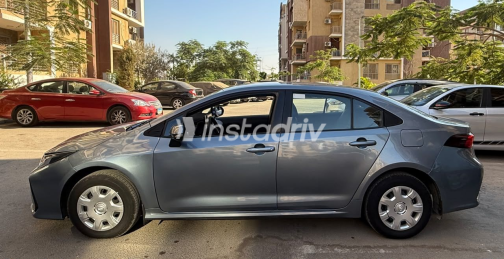 تويوتا كورولا 2019 أبيض أوتوماتيك مستعملة للبيع في القاهرة الكبرى ( القاهرة - الجيزة) - 2
