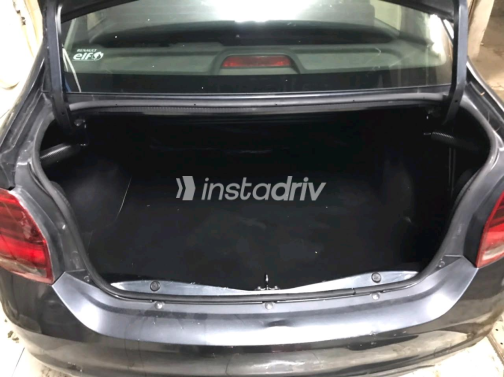 Renault Logan 2020 Dark Gray Automatic Used for Sale in Greater Cairo ( Cairo + Giza) - 3