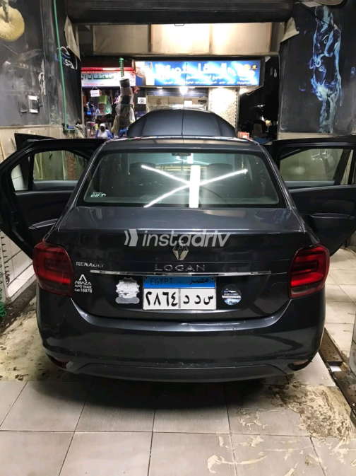 Renault Logan 2020 Dark Gray Automatic Used for Sale in Greater Cairo ( Cairo + Giza) - 4