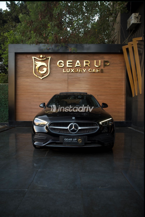 Mercedes C 180 2025 Black Automatic Used for Sale in Greater Cairo ( Cairo + Giza) - 4
