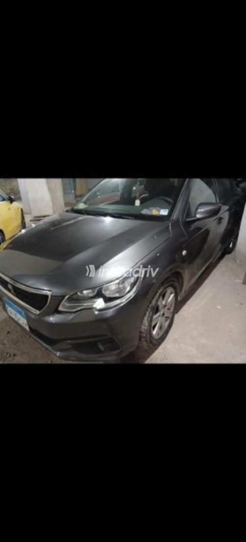 بيجو 301 2021 فضي أوتوماتيك مستعملة للبيع في الإسكندرية - 2