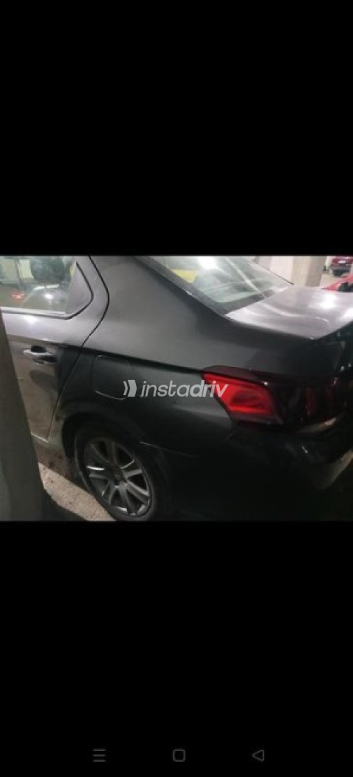 بيجو 301 2021 فضي أوتوماتيك مستعملة للبيع في الإسكندرية - 3