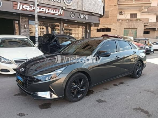 Hyundai Elantra 2021 Dark Blue Automatic Used for Sale in Tanta - 3