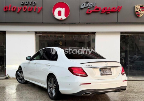 مرسيدس E 350 2018 أبيض أوتوماتيك مستعملة للبيع في مدينة نصر - 2