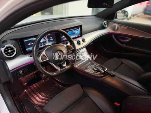 مرسيدس E 350 2018 أبيض أوتوماتيك مستعملة للبيع في مدينة نصر - 9