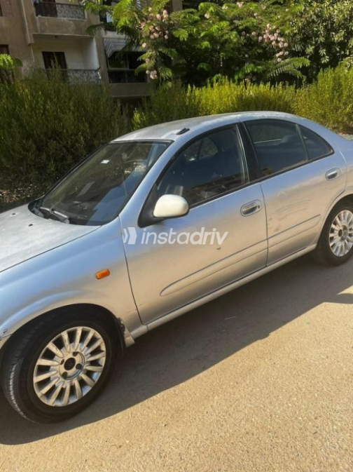 Nissan Sunny 2012 Silver Automatic Used for Sale in 6 October - 4