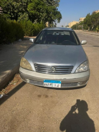 Nissan Sunny 2012 Silver Automatic Used for Sale in 6 October