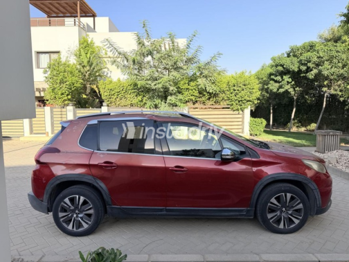 Peugeot 2008 2018 Red Automatic Used for Sale in Cairo - 3
