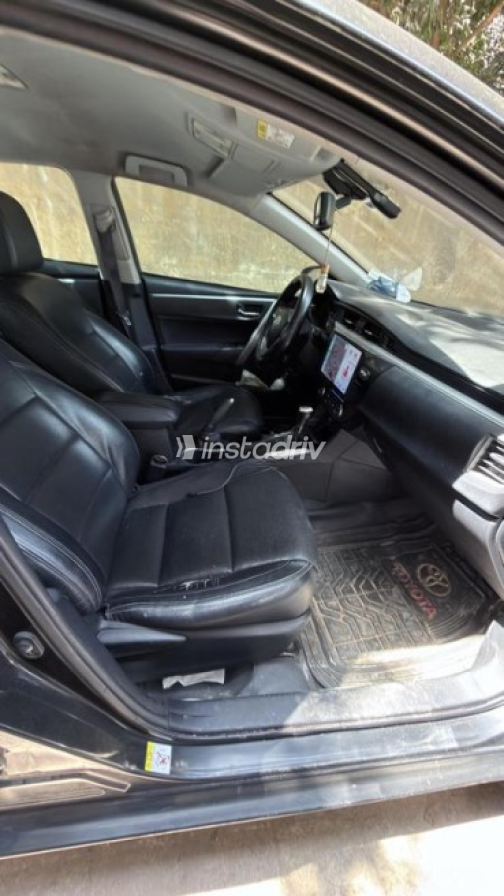 Toyota Corolla 2014 Black Automatic Used for Sale in Dokki - 9