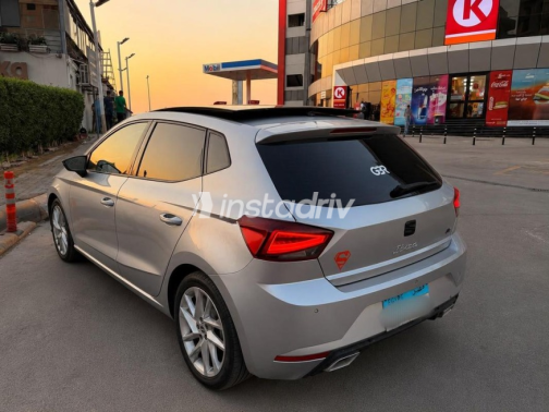Seat Ibiza 2022 Silver Automatic Used for Sale in Nasr city - 4