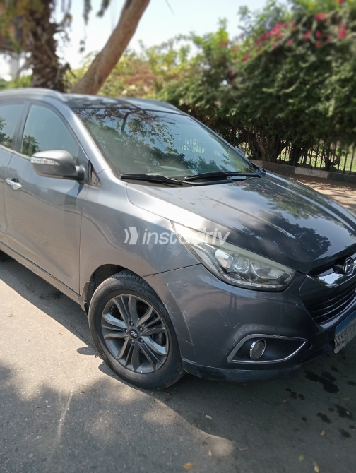 Hyundai IX 35 2016 Gray Automatic Used for Sale in Greater Cairo ( Cairo + Giza) - 5