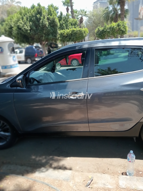 Hyundai IX 35 2016 Gray Automatic Used for Sale in Greater Cairo ( Cairo + Giza) - 6