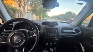 جيب رينيجيد 2019 أسود أوتوماتيك مستعملة للبيع في القاهرة الكبرى ( القاهرة - الجيزة)
