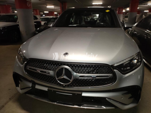 Mercedes GLC 200 2024 Silver Automatic Used for Sale in Greater Cairo ( Cairo + Giza) - 3
